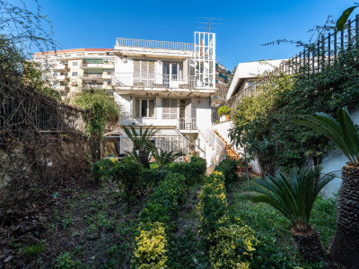 Villa indipendente in Via Bernardo Cavallino 51, Napoli (NA)