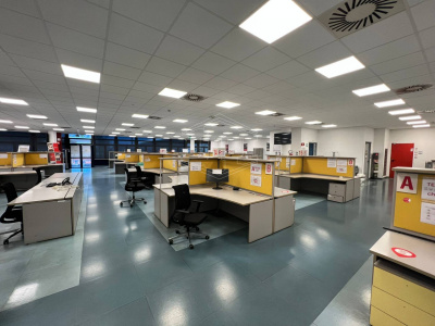 Ufficio in Via Campi Flegrei 34, Pozzuoli (NA)