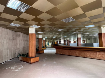 Ampio locale in Via Nuova Poggioreale 33, Napoli (NA)