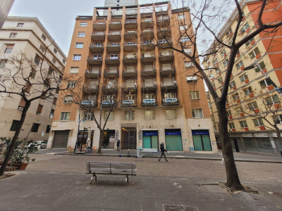 Ampio ufficio in Via Guantai Nuovi 11, Napoli (NA)
