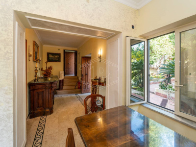 Villa con vista mare in Via San Gennaro Agnano, Pozzuoli (NA)