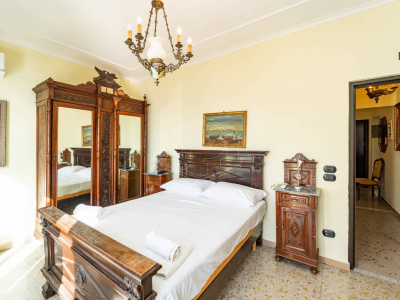 Villa con vista mare in Via San Gennaro Agnano, Pozzuoli (NA)