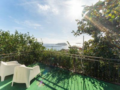 Villa con vista mare in Via San Gennaro Agnano, Pozzuoli (NA)