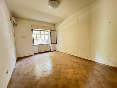 Bilocale con giardino privato in Via G. Bonito 27, Napoli (NA)