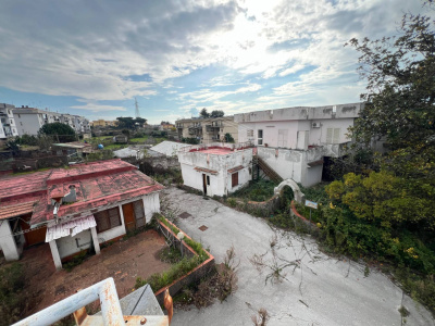 Edificio Commerciale in Ercolano (NA)