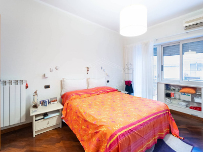 Quadrilocale in Via L. Caldieri 174, Napoli (NA)