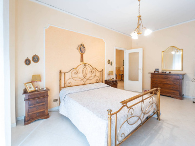 Trilocale in Via Enrico Cosenz 26, Napoli (NA)