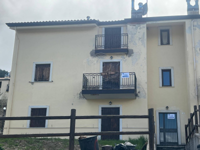 Trilocale in Viale Benedetto Rinaldi 8, Pescocostanzo (AQ)