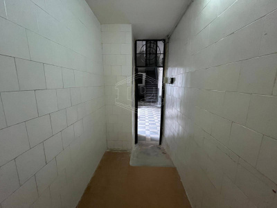 Deposito interno palazzo in Via Antignano 11, Napoli (NA)