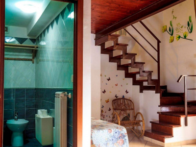 Camere in affitto in Via Nardones 38, Napoli (NA)