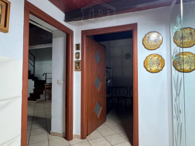 Camere in affitto in Via Nardones 38, Napoli (NA)