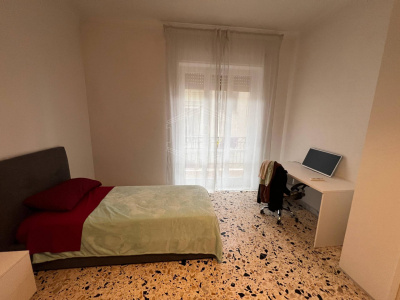 Camere in affitto in Via Ugo Ricci 19, Napoli (NA)