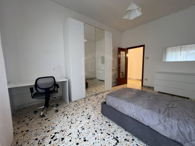 Camere in affitto in Via Ugo Ricci 19, Napoli (NA)