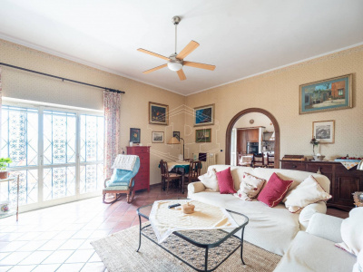 Villa in Via Cupa Terracina 87/a, Napoli (NA)