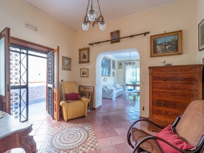 Villa in Via Cupa Terracina 87/a, Napoli (NA)