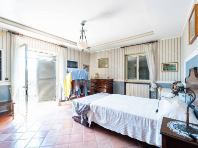 Villa in Via Cupa Terracina 87/a, Napoli (NA)
