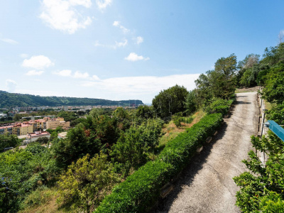 Villa in Via Cupa Terracina 87/a, Napoli (NA)