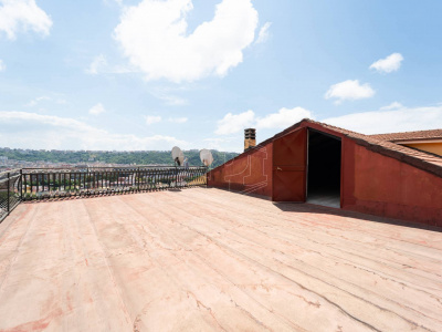 Villa in Via Cupa Terracina 87/a, Napoli (NA)