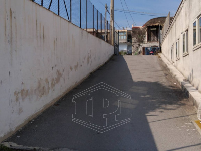 Ampio deposito in Via Nazionale 199, Torre del Greco (NA)