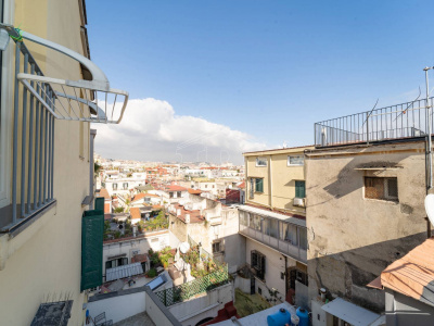 Quadrilocale in Vico Santo Spirito di Palazzo 52, Napoli (NA)