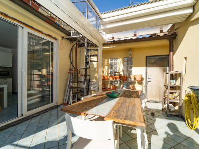 Quadrilocale in Vico Santo Spirito di Palazzo 52, Napoli (NA)