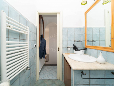 Quadrilocale in Vico Santo Spirito di Palazzo 52, Napoli (NA)