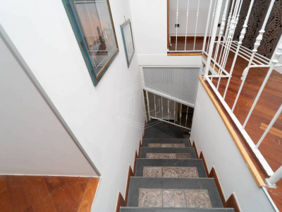 Quadrilocale in Vico Santo Spirito di Palazzo 52, Napoli (NA)