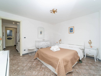 Quadrilocale in Vico Santo Spirito di Palazzo 52, Napoli (NA)