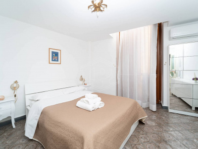 Quadrilocale in Vico Santo Spirito di Palazzo 52, Napoli (NA)