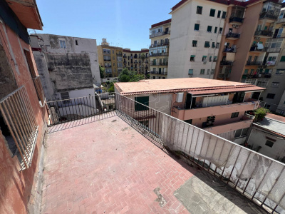 Edificio Cielo-Terra, Napoli (NA)