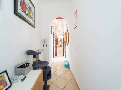 7 vani in Salita Capodimonte 98, Napoli (NA)