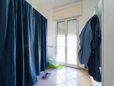 7 vani in Salita Capodimonte 98, Napoli (NA)
