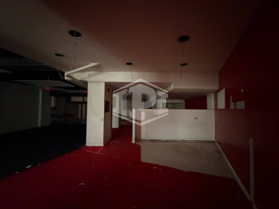 Locale in Via San Giacomo dei Capri 63, Napoli (NA)