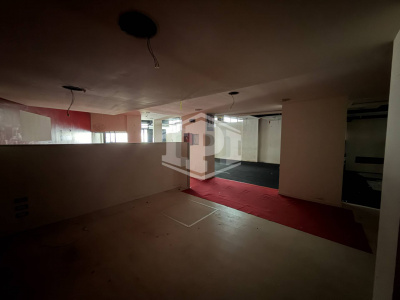 Locale in Via San Giacomo dei Capri 63, Napoli (NA)