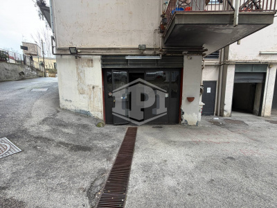 Locale in Via San Giacomo dei Capri 63, Napoli (NA)