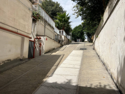 Immobile con Terrazzo e posto auto in Via Belvedere, Napoli (NA)