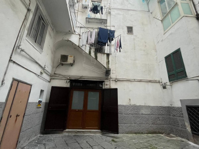 Bilocale in Via F. Palasciano 52, Napoli (NA)
