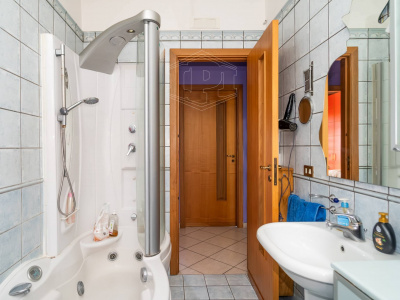 Villa bifamiliare in Via Lago Patria 154, Giugliano in Campania (NA)