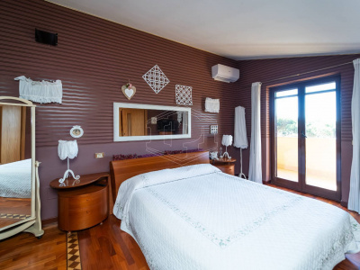 Villa bifamiliare in Via Lago Patria 154, Giugliano in Campania (NA)