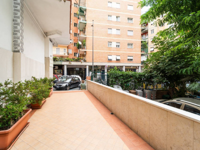 Quadrilocale Via Giulio Palermo 45, Napoli (NA)