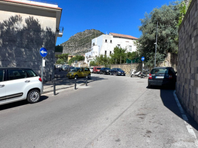 Ampio locale deposito in Via Casa Lauro 5, Meta di Sorrento (NA)