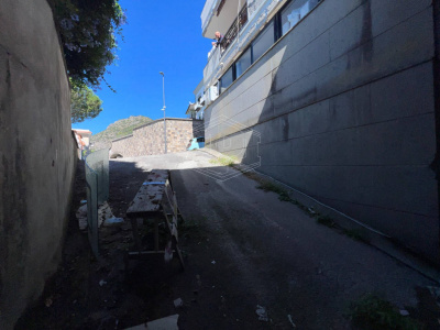 Ampio locale deposito in Via Casa Lauro 5, Meta di Sorrento (NA)