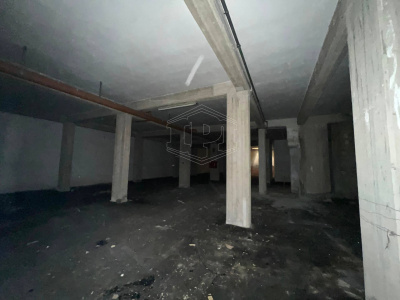 Ampio locale deposito in Via Casa Lauro 5, Meta di Sorrento (NA)