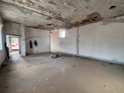 Capannone indipendente con uffici in Via Del Macello a Poggioreale 24, Napoli (NA)