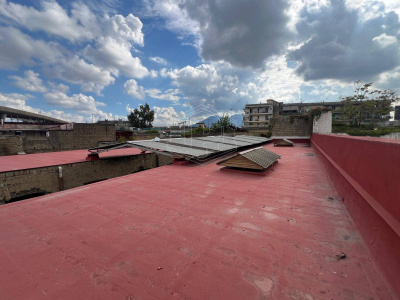 Capannone indipendente con uffici in Via Del Macello a Poggioreale 24, Napoli (NA)