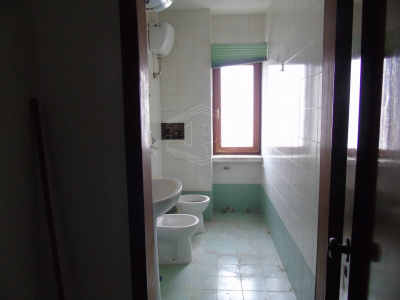 5 Vani Corso Arnaldo Lucci 102, Napoli (NA)