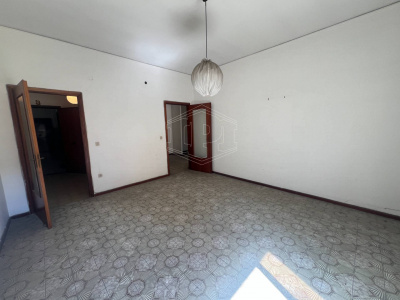 Quadrilocale con Terrazzo in Via Nuova Poggioreale 33, Napoli (NA)