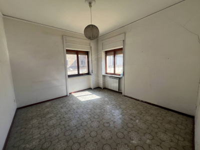 Quadrilocale con Terrazzo in Via Nuova Poggioreale 33, Napoli (NA)