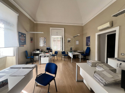 Ampio ufficio in Riviera di Chiaia 256, Napoli (NA)