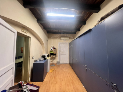 Ampio ufficio in Riviera di Chiaia 256, Napoli (NA)
